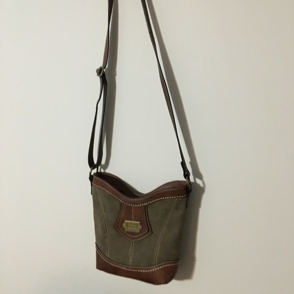 B.O.C taupe purse